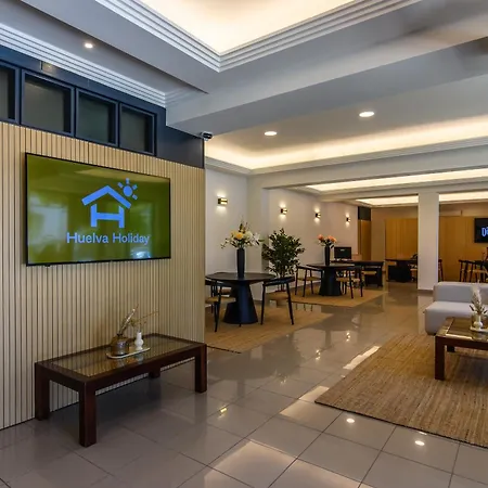Center Hotel 3*